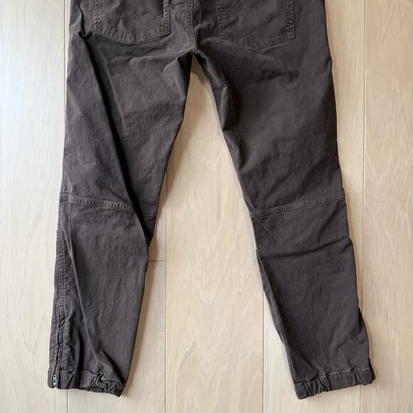 Vuori Performance Jogger Women's M Maroon Comfy Sweatpants Loungewear Yoga - Picture 7 of 8